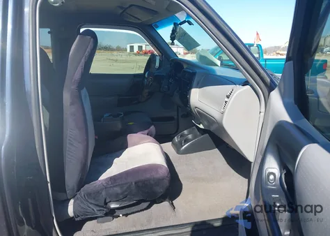 2000 Ford Ranger Xl/Xlt from USA, damaged, VIN 1FTYR14VXYTB02226